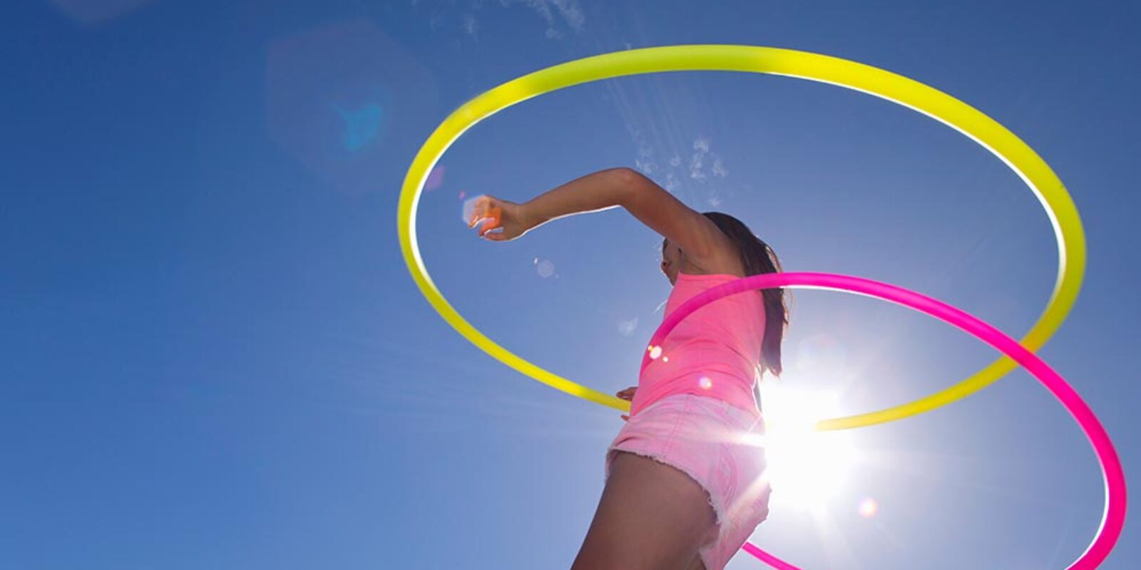 Mit Hula-Hoop abnehmen: Wie effektiv das Training wirklich ist